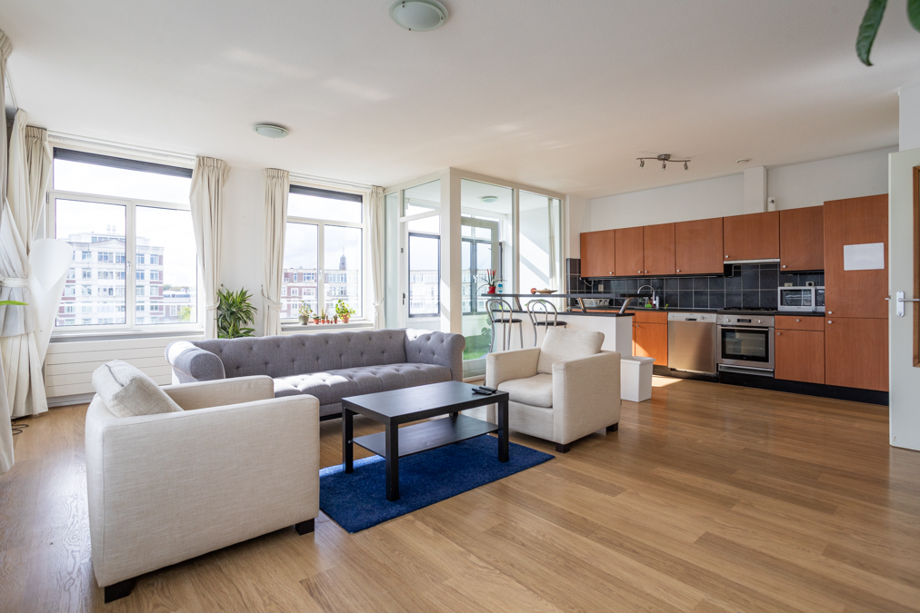 free-sector-houses for rent on Burgemeester De Monchyplein 218